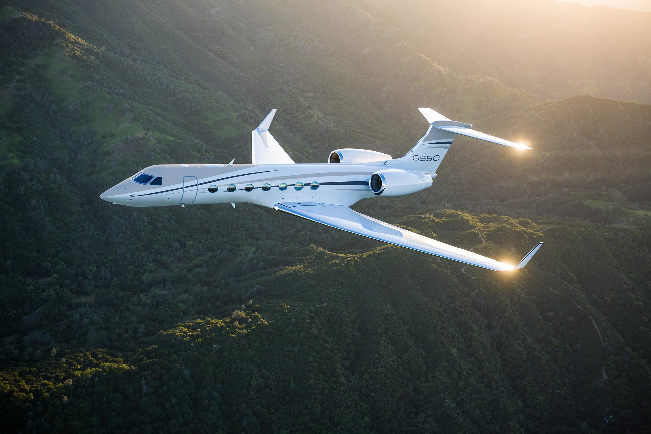 Gulfstream G550 | Elegance, Etiquette & Ultra-Long Range